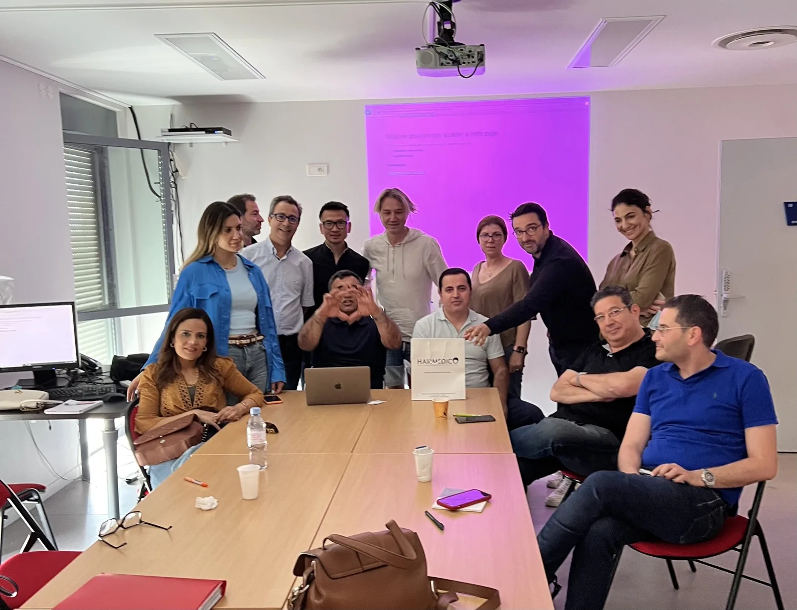 Dr. Arslan Musbeh with Hairmedico staff and course participants after a Lyon training session