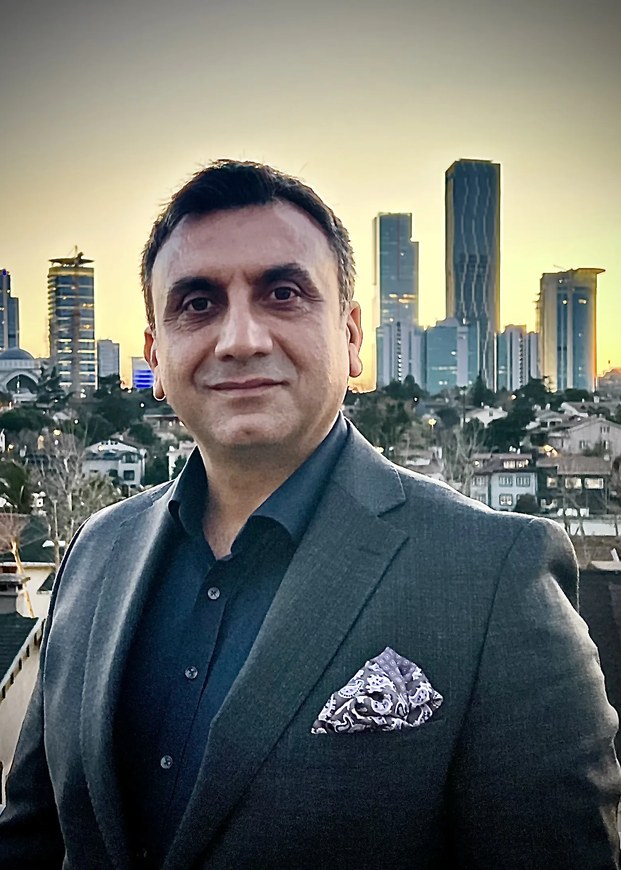 Dr Arslan Musbeh, chirurgien spécialiste de la greffe de cheveux