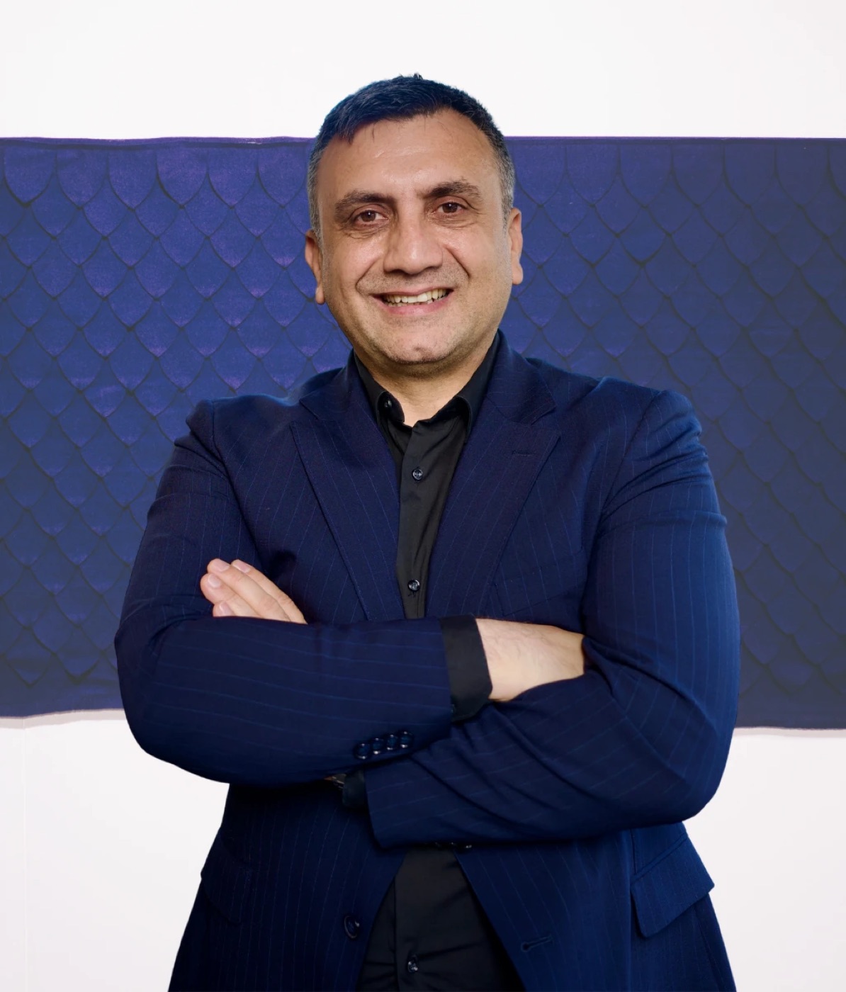 Δρ. Arslan Musbeh, ιδρυτής της Hairmedico και χειρουργός μεταμόσχευσης μαλλιών
