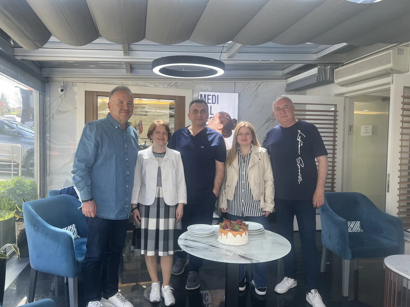 Dr. Arslan Musbeh and the Hairmedico team on the clinic terrace in Istanbul